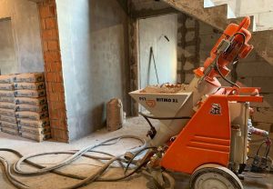 Преимущества механизированной штукатурка стен